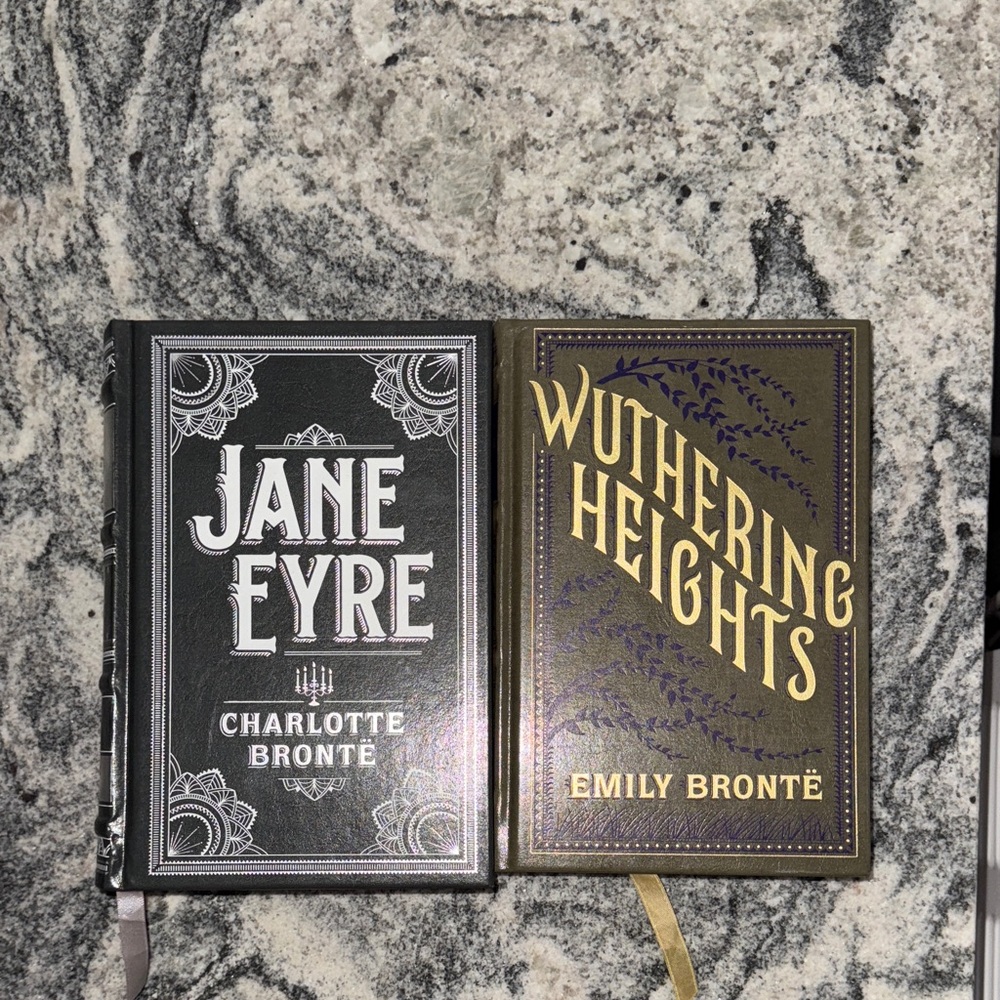 Jane Eyre and Wuthering Heights Collectors Edition Book Set